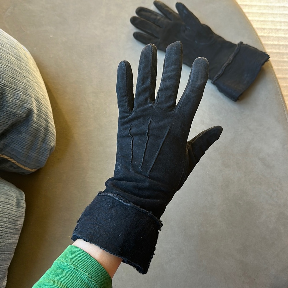 Ralph Lauren Stitched Shearling Gloves 🧤